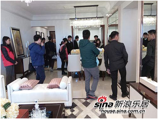 佛山金沙洲再现超高层江景房 mg冰球突破金沙里五一前后入市