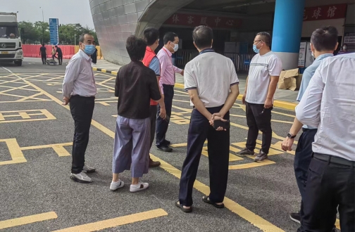 mg冰球突破地产广州公司驰援广州番禺区方舱建设